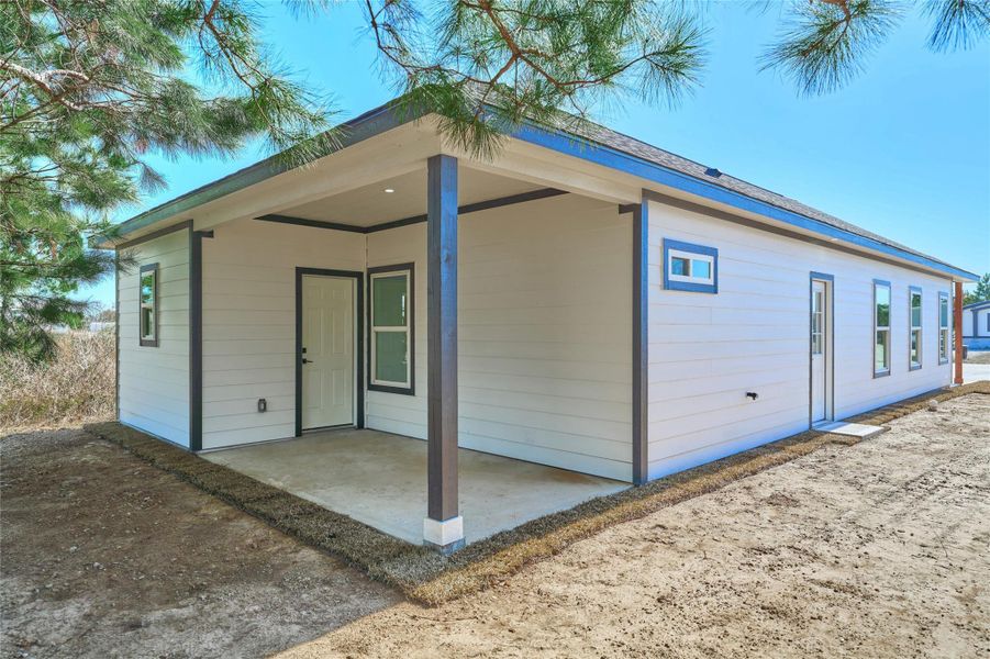 Exterior details and patio area of a home in , Cleveland (Image 18).