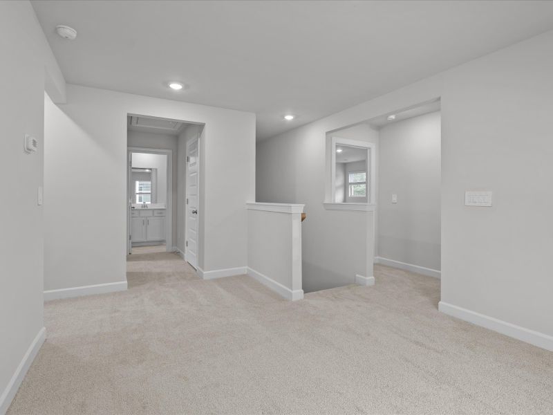 Spacious, unfurnished interior of a new home in Village at White Pine, Pendleton (Image 13). Spacious, unfurnished interior of a new home in Village at White Pine, Pendleton (Image 13).