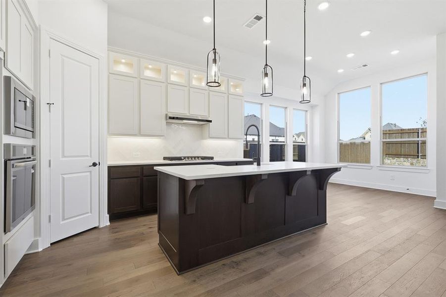 Furnished interior view inside a new home in Tavolo Park, Fort Worth (Image 8). Furnished interior view inside a new home in Tavolo Park, Fort Worth (Image 8).