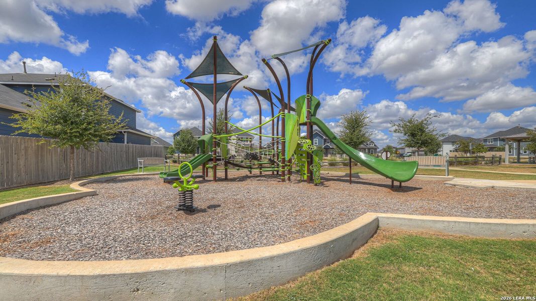 Community amenities in Paramount, Kyle (Image 37). Community amenities in Paramount, Kyle (Image 37).