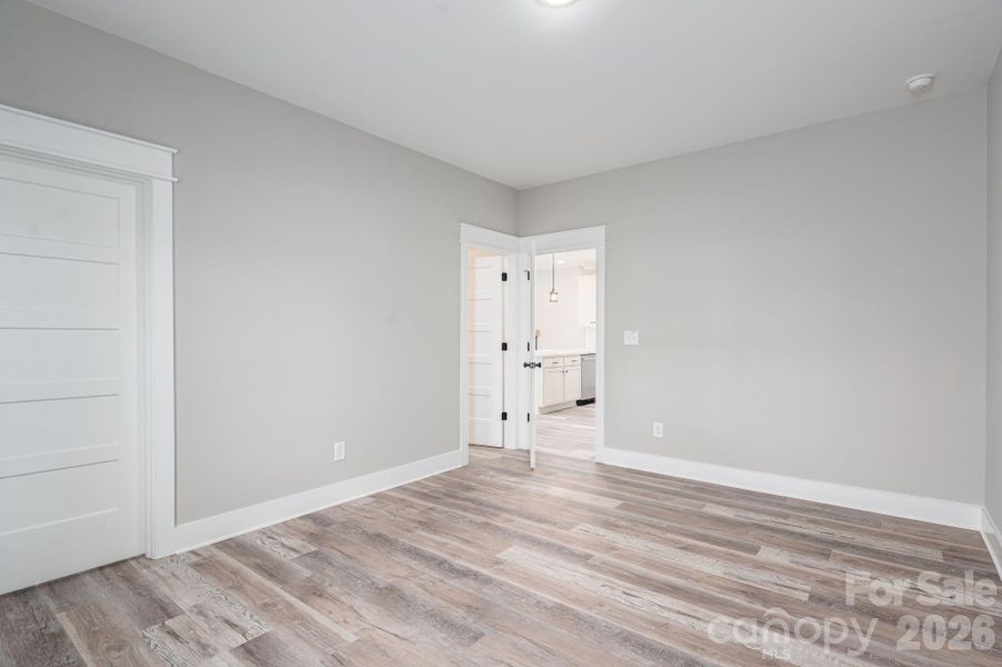 Spacious, unfurnished interior of a new home in , Denver (Image 37).