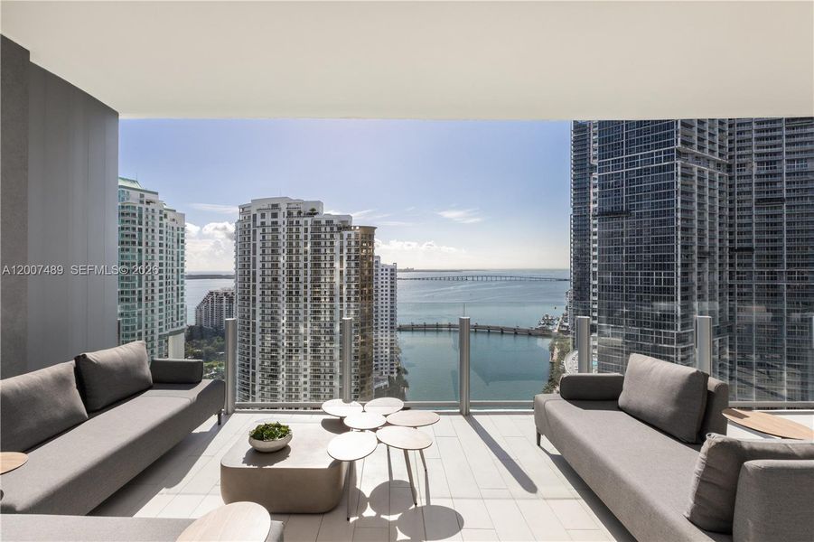 Condo located in Miami, FL showcasing its design and architecture (Image 36). Condo located in Miami, FL showcasing its design and architecture (Image 36).