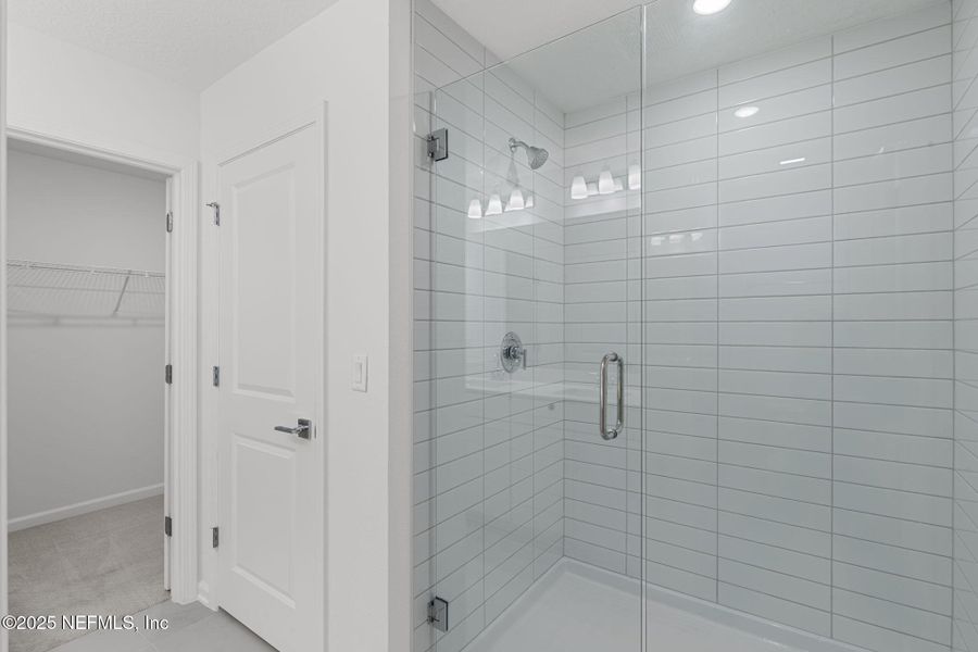 Image 31 of a home in Beacon Lake.