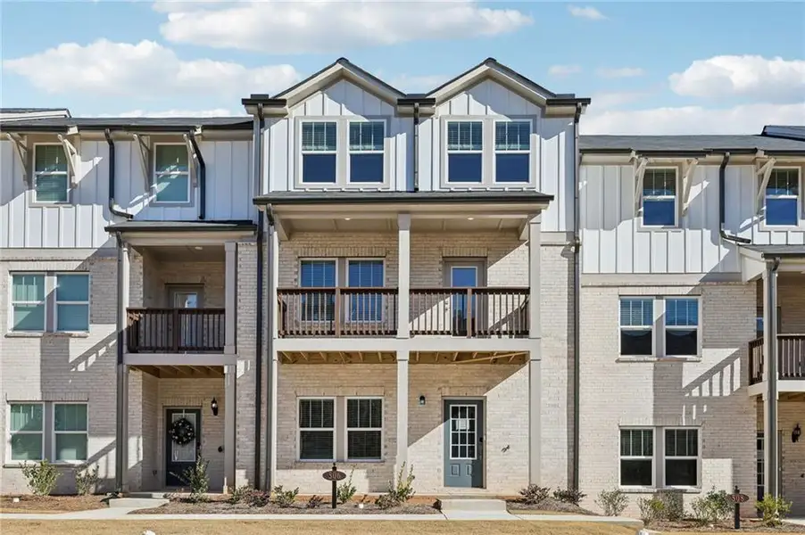 Image 37 of a home in .