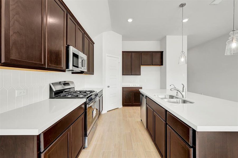 Furnished interior view inside a new home in Elevon, Lavon (Image 7).