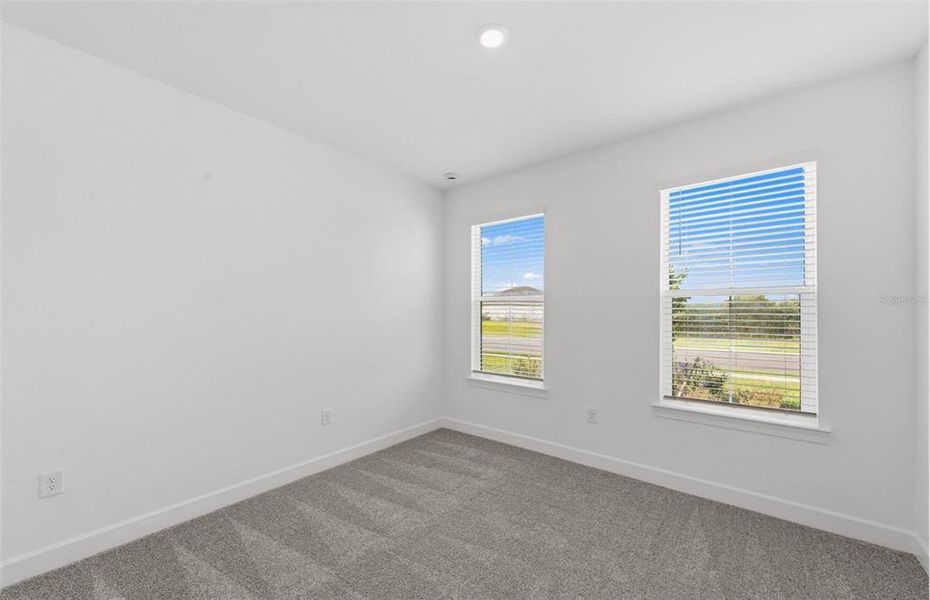 Spacious, unfurnished interior of a new home in Reagan Landing, Bradenton (Image 26).