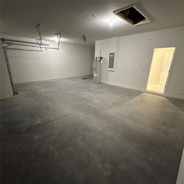 Spacious, unfurnished interior of a new home in Palm Coast: Value Collection, Palm Coast (Image 8).