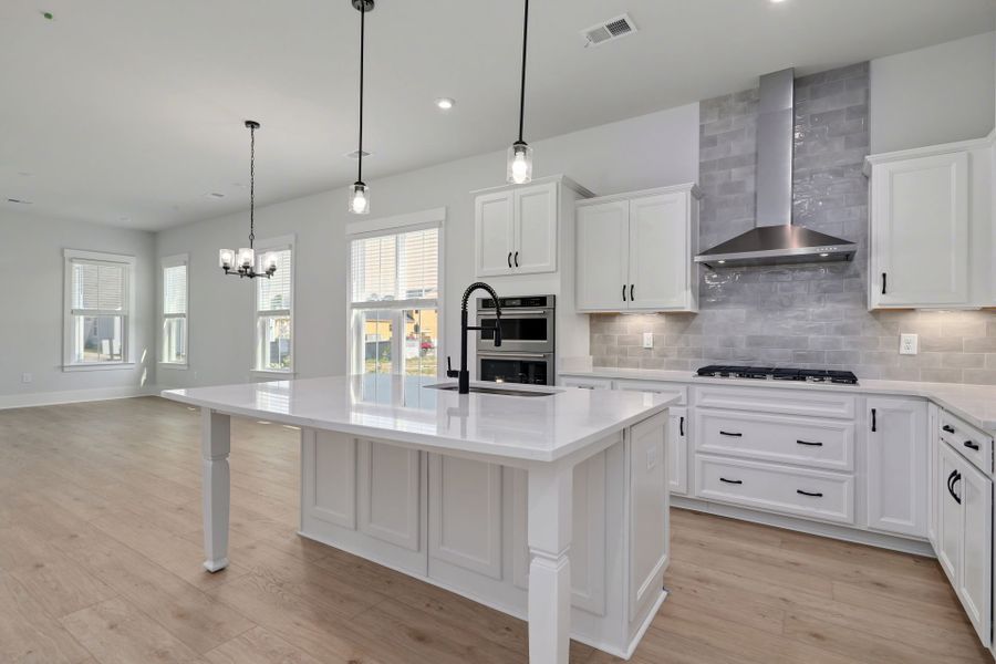 Furnished interior view inside a new home in SayeBrook, Myrtle Beach (Image 7).