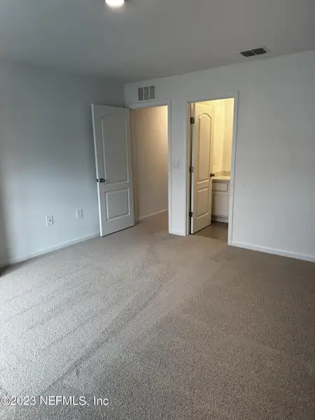 Spacious, unfurnished interior of a new home in , St. Augustine (Image 35).