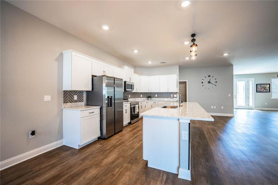 Furnished interior view inside a new home in , Lakeland (Image 25).
