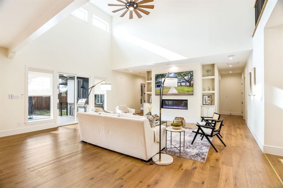 Furnished interior view inside a new home in , Dallas (Image 12).