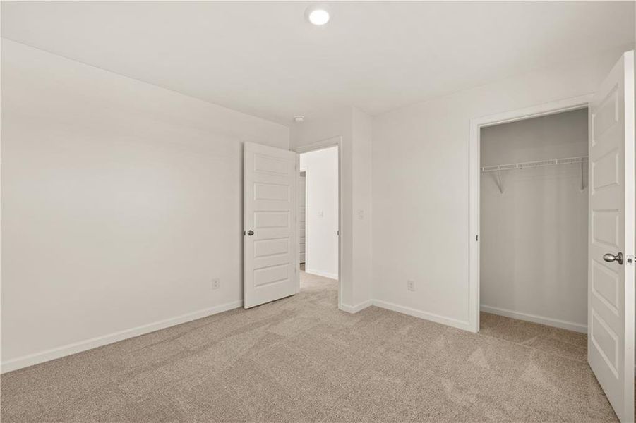 Spacious, unfurnished interior of a new home in Twin Lakes, Hoschton (Image 26).