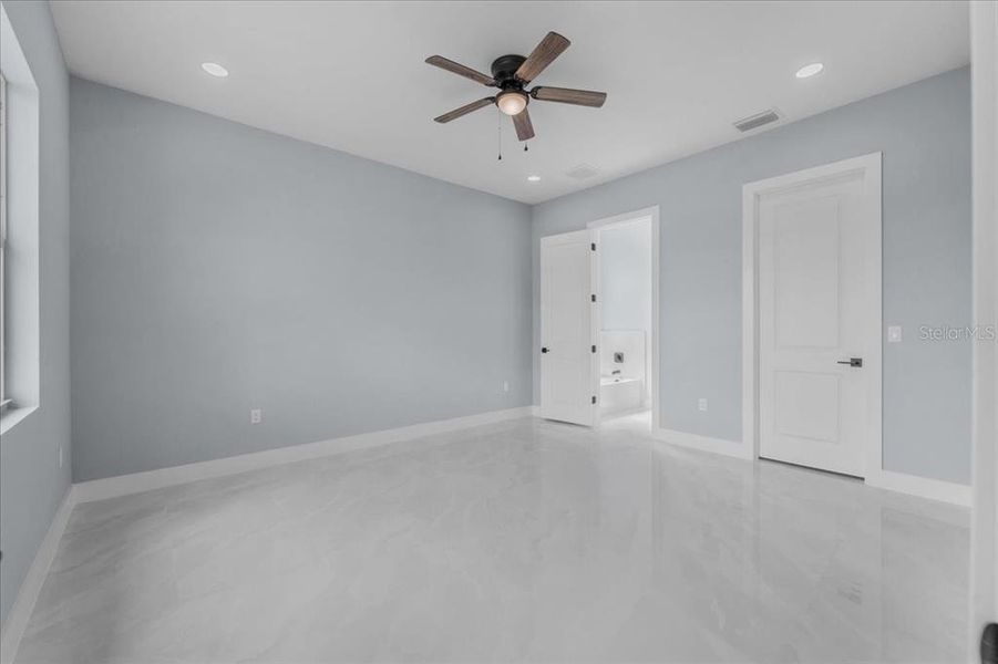 Spacious, unfurnished interior of a new home in , Lehigh Acres (Image 40). Spacious, unfurnished interior of a new home in , Lehigh Acres (Image 40).