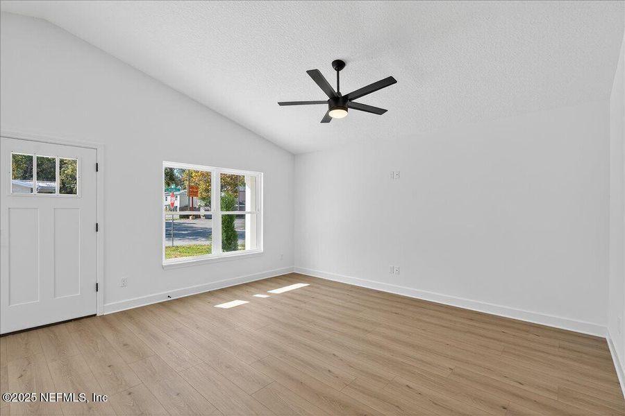 Spacious, unfurnished interior of a new home in , St. Augustine (Image 14).