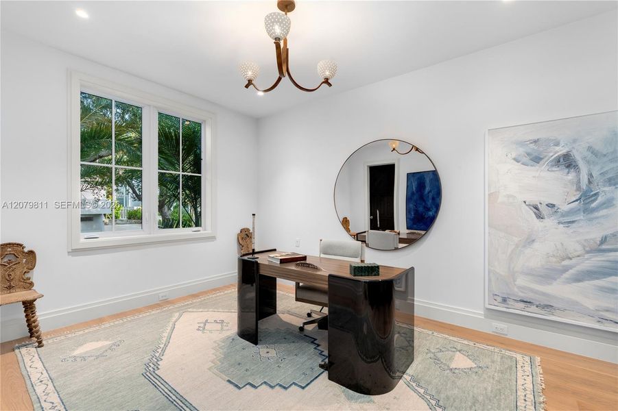Furnished interior view inside a new home in , Key Biscayne (Image 38). Furnished interior view inside a new home in , Key Biscayne (Image 38).