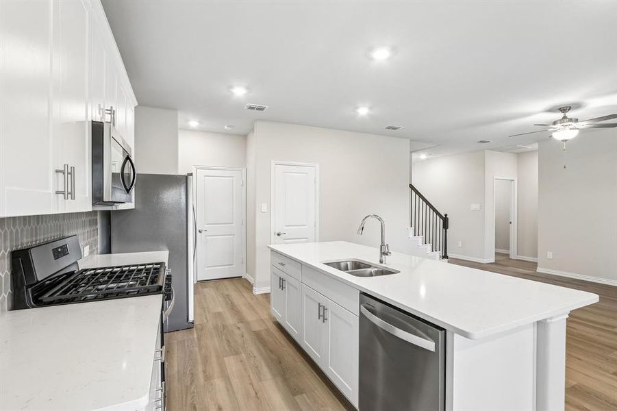 Photo is not of the actual home, but is an inspirational photo of builder’s model home and may depict options, furnishings, and/or decorator features that are not included. Photo is not of the actual home, but is an inspirational photo of builder’s model home and may depict options, furnishings, and/or decorator features that are not included.