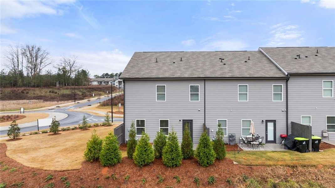 Exterior details and patio area of a home in Reeves Park, Stockbridge (Image 31).