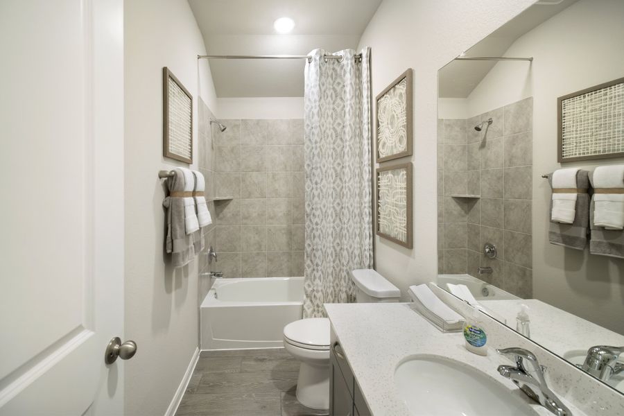 Representative furnished interior of a home built from the Austin by Beazer Homes in Laurel Landing: Founders Collection, Alvin (Image 6). Representative furnished interior of a home built from the Austin by Beazer Homes in Laurel Landing: Founders Collection, Alvin (Image 6).