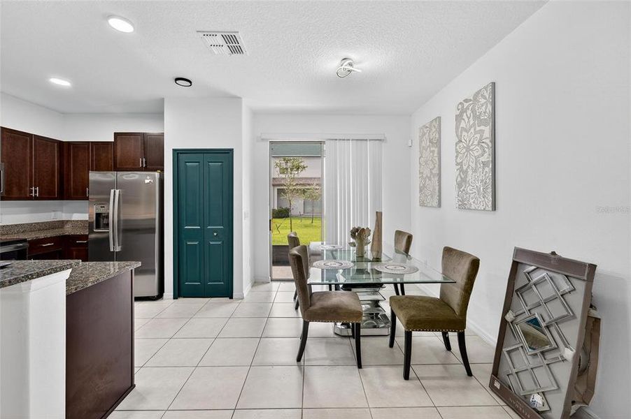 Furnished interior view inside a new home in , Ruskin (Image 9).