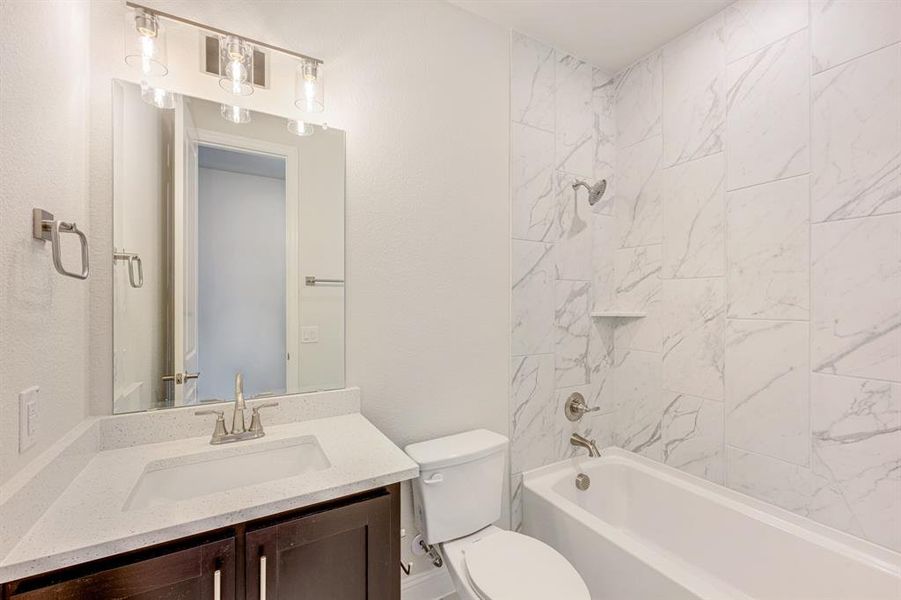 Furnished interior view inside a new home in Hayes Crossing, Midlothian (Image 12).