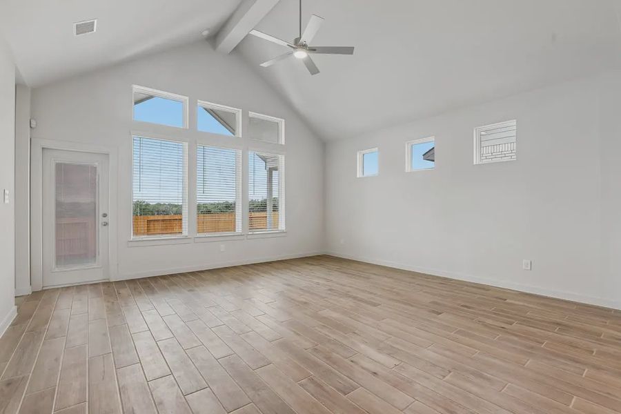 Spacious, unfurnished interior of a new home in Stream Waters, Seguin (Image 18). Spacious, unfurnished interior of a new home in Stream Waters, Seguin (Image 18).