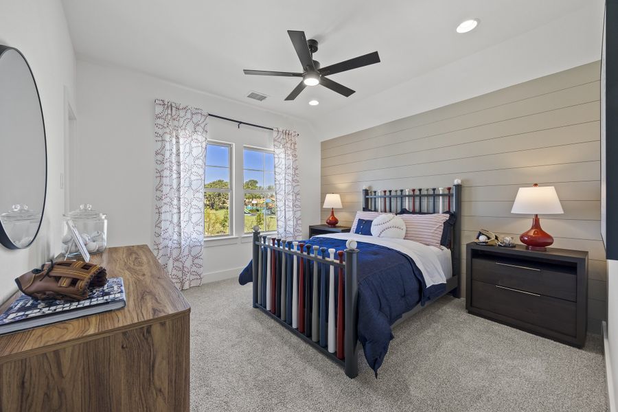 Representative furnished interior of a home built from the Lufkin by Windsor Homes in Oak Ridge Park, Corinth (Image 36).