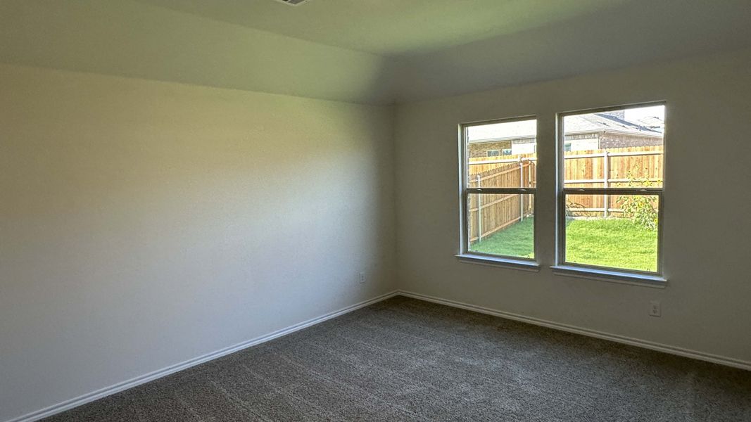 Spacious, unfurnished interior of a new home in Cartwright Ranch, Crandall (Image 7).