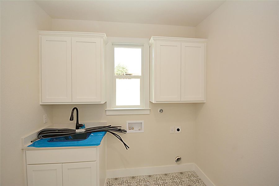 Image 12 of a home in . Image 12 of a home in .