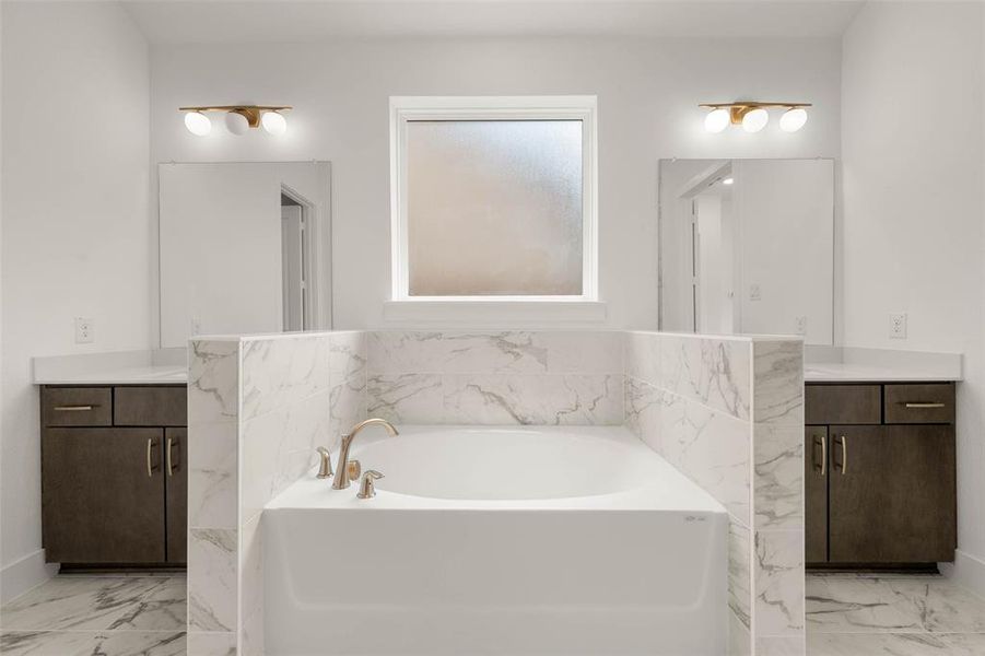 2223 Shady Elm- Primary Suite-4 2223 Shady Elm- Primary Suite-4