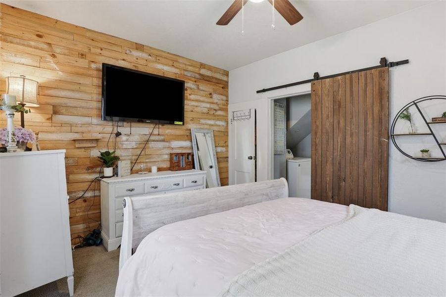 Furnished interior view inside a new home in , Cleburne (Image 14).