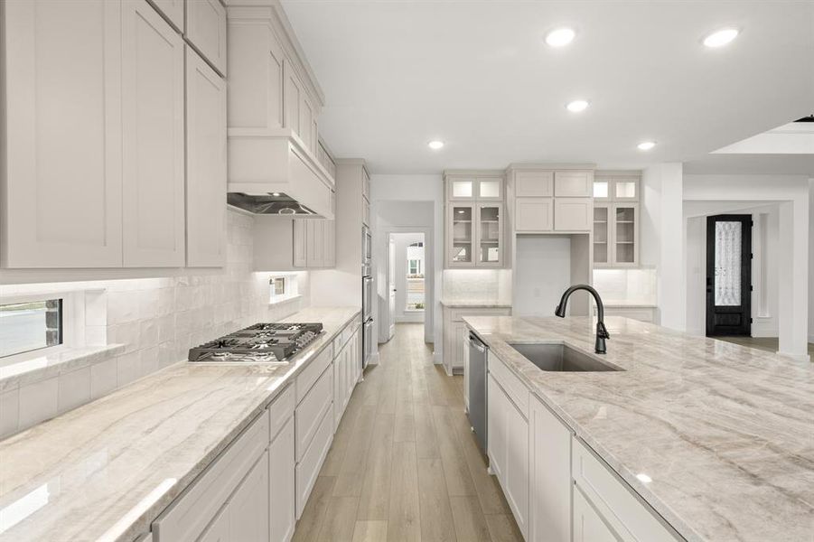 341 Loretta- Kitchen-3989