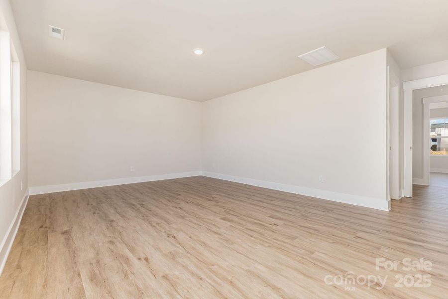 Spacious, unfurnished interior of a new home in , Mooresville (Image 20).