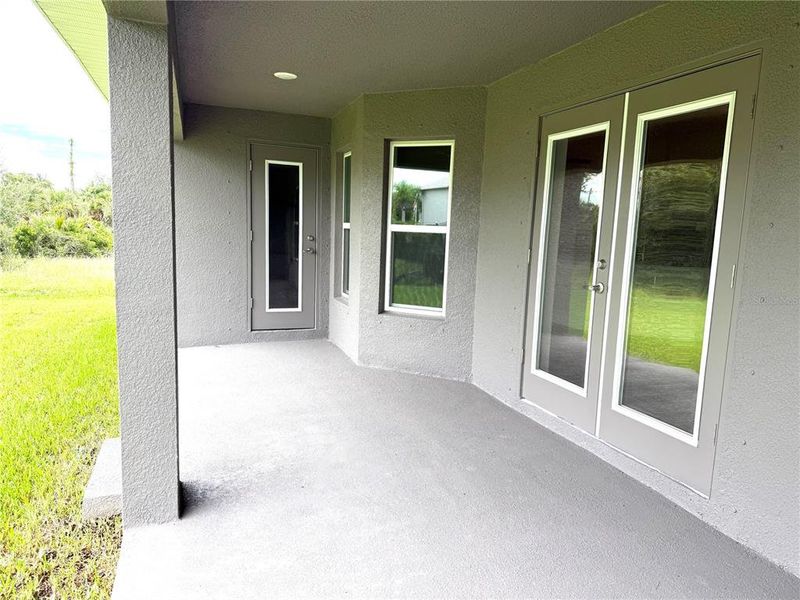 Image 23 of a home in South Gulf Cove.