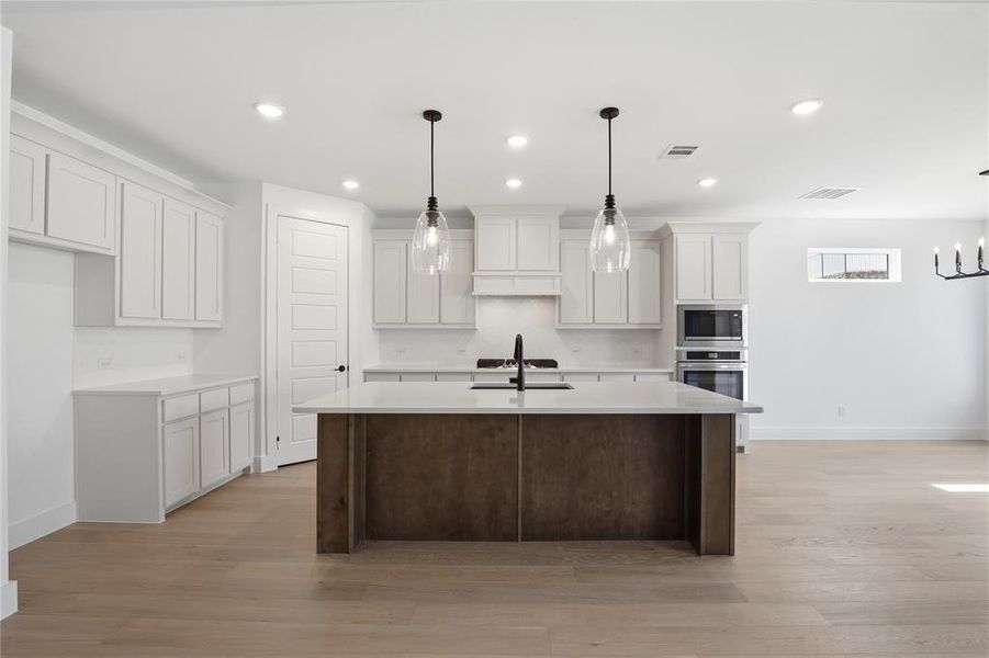 Furnished interior view inside a new home in Talon Hills, Fort Worth (Image 14).