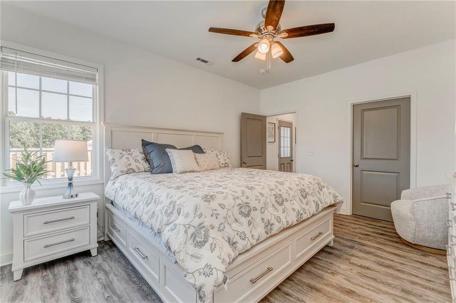 Furnished interior view inside a new home in , Cartersville (Image 30).