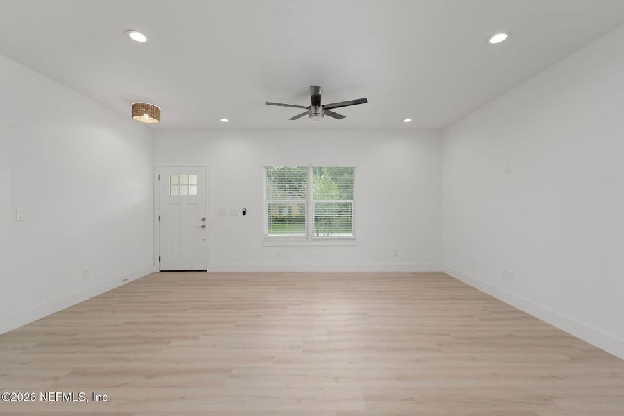 Spacious, unfurnished interior of a new home in , St. Augustine (Image 11).