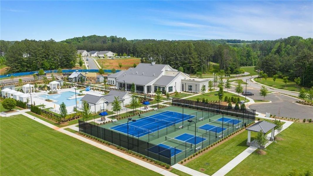 Community amenities in Soleil Belmont Park, Canton (Image 33).