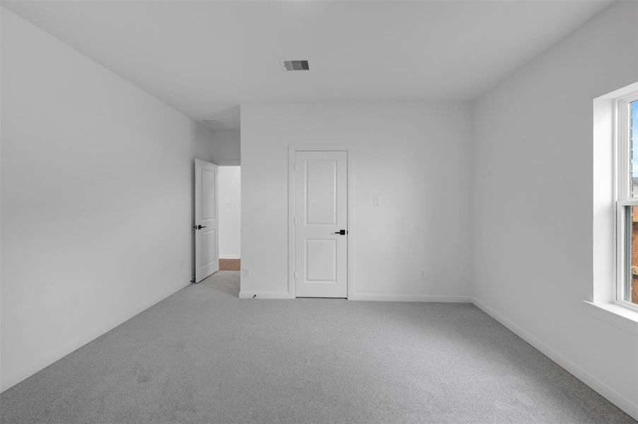 Spacious, unfurnished interior of a new home in The Grand Prairie - Retreat Collection, Hockley (Image 44).