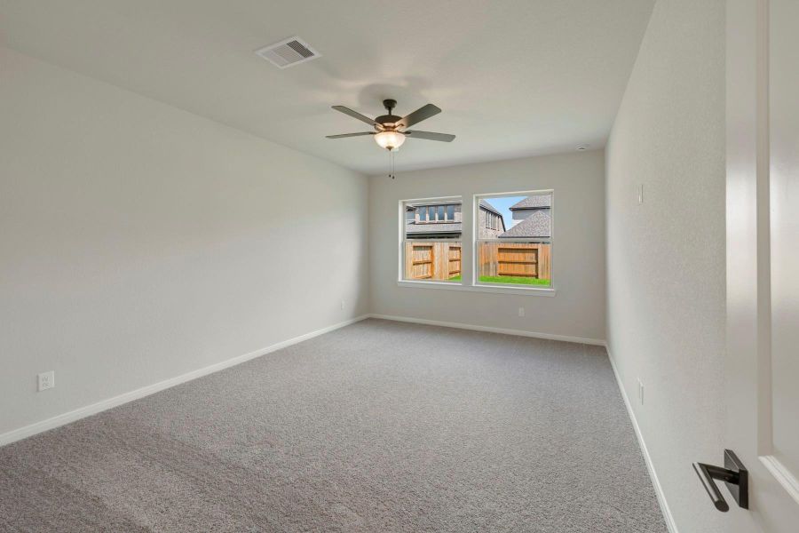 Spacious, unfurnished interior of a new home in Escondido - Retreat Collection, Magnolia (Image 23).