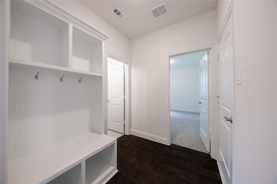 Spacious, unfurnished interior of a new home in Valencia on the Lake: Valencia 50s, Little Elm (Image 15). Spacious, unfurnished interior of a new home in Valencia on the Lake: Valencia 50s, Little Elm (Image 15).