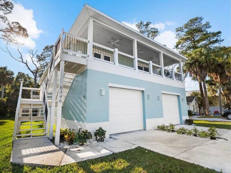 Image 7 of a home in . Image 7 of a home in .