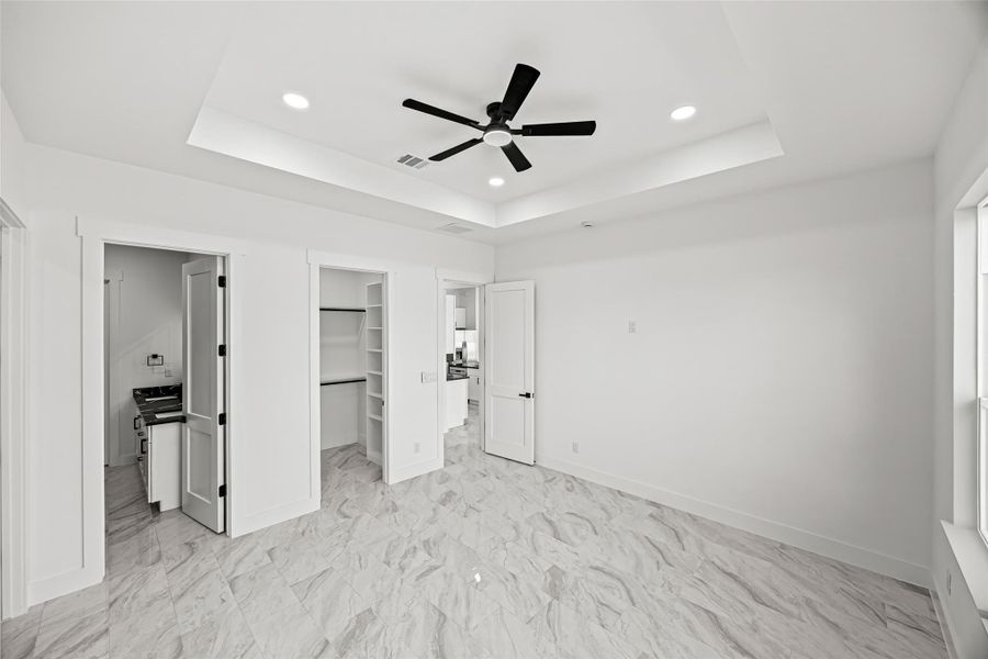 Spacious, unfurnished interior of a new home in , Dayton (Image 27).