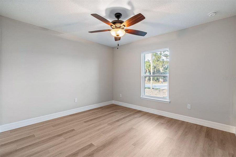 Spacious, unfurnished interior of a new home in , Palm Coast (Image 36).