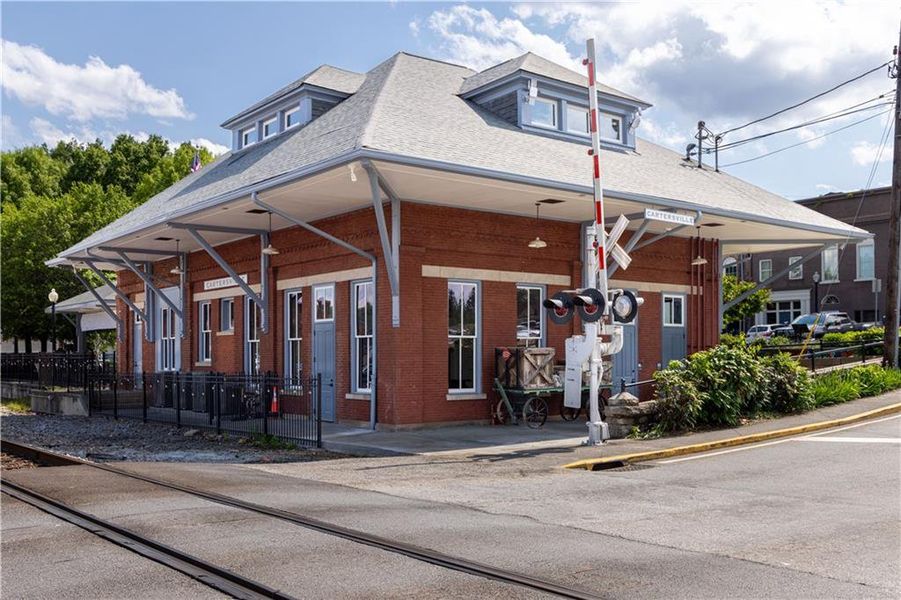 Front exterior of a new home in Kingsley, Acworth, GA, highlighting curb appeal (Image 27).