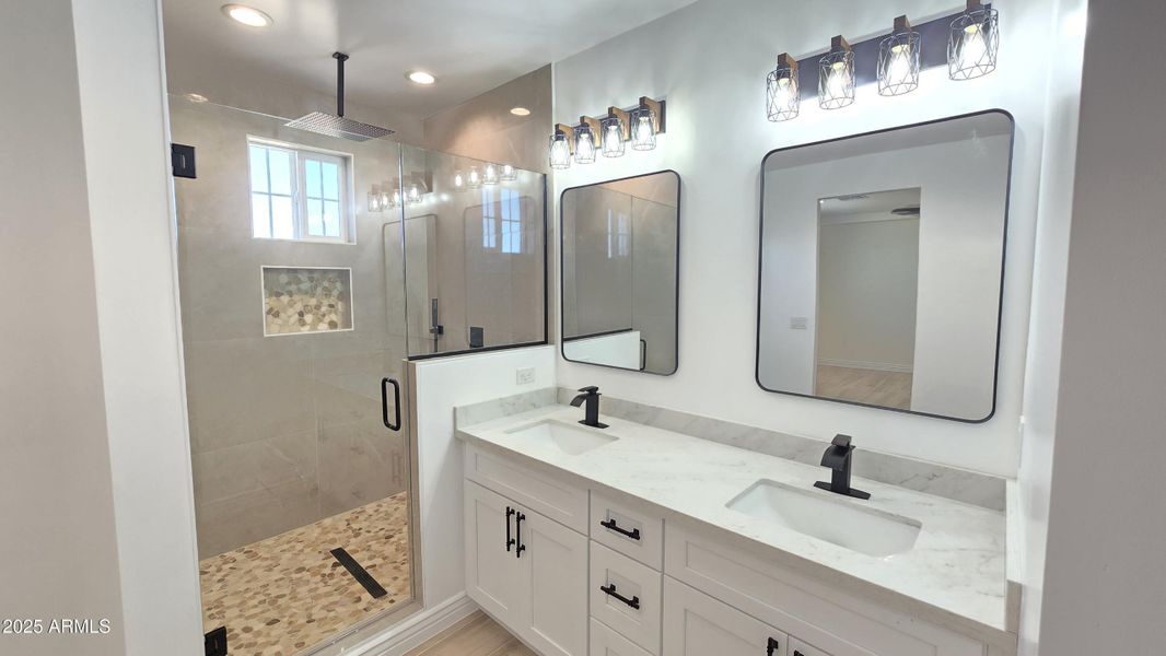 20251206_121948 20251206_121948