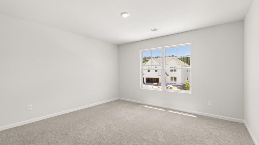 Spacious, unfurnished interior of a new home in Hamptons at Riverwood South, Dallas (Image 19). Spacious, unfurnished interior of a new home in Hamptons at Riverwood South, Dallas (Image 19).