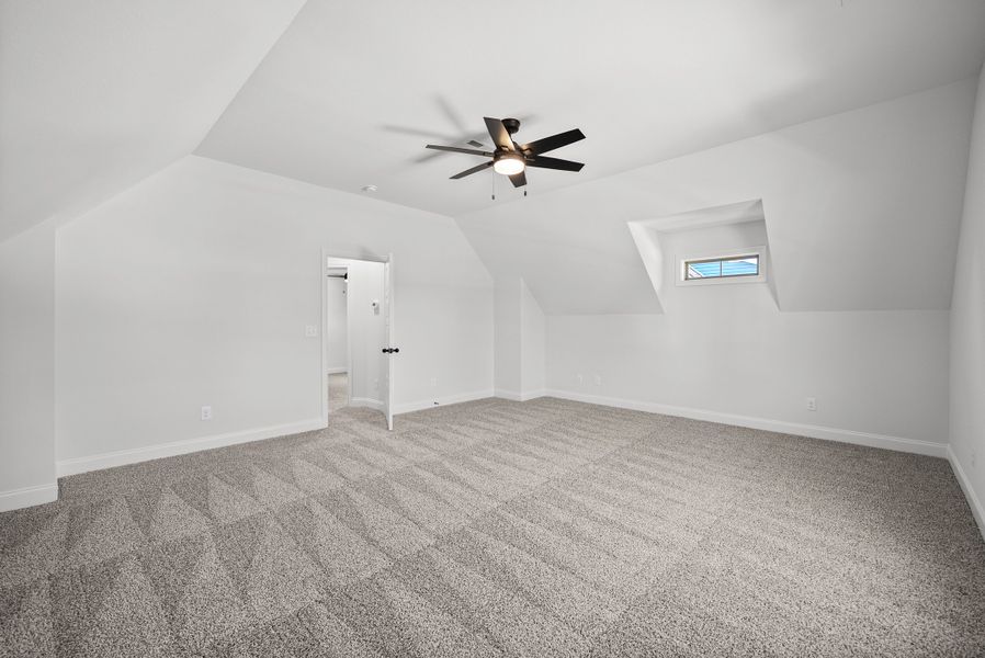 Spacious, unfurnished interior of a new home in Cherry Fields, Clarksville (Image 29).