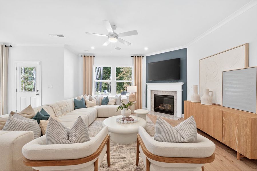 Representative furnished interior of a home built from the Hampton by Pulte Homes in Watermist at Mirror Lake, Villa Rica (Image 51).