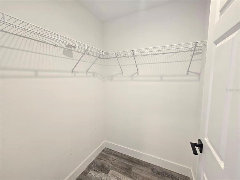 Spacious, unfurnished interior of a new home in , Port Charlotte (Image 19).