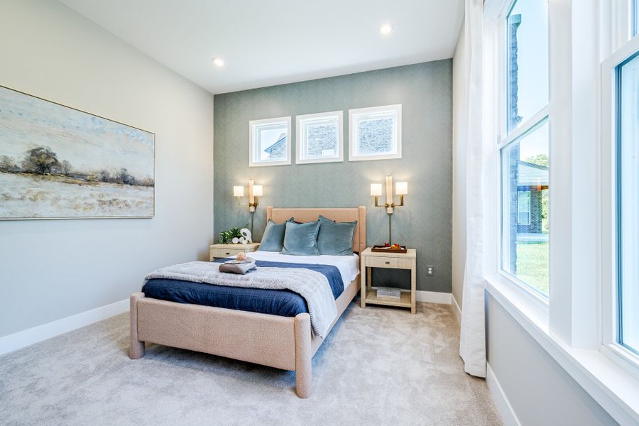 Representative furnished interior of a home built from the Beckett by Fischer Homes in Veranda Manor, Canton (Image 20).